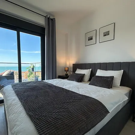 Apartment Orizon 05 With Terrace And Sea View