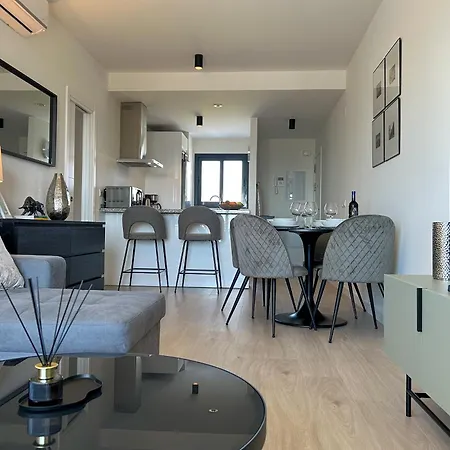 Orizon 05 With Terrace And Sea View *